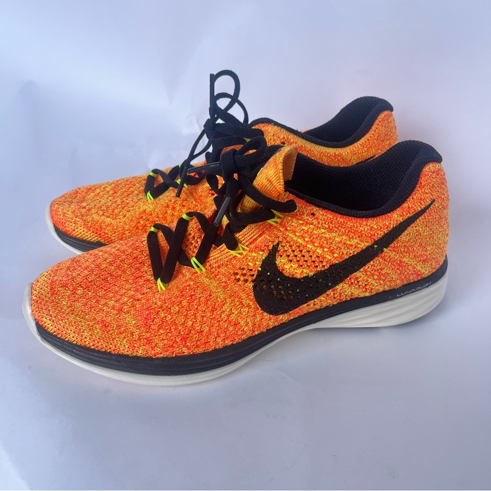 Nike Women’s Flyknit Lunar 3 Bright Mango Volt NWOT Size 7